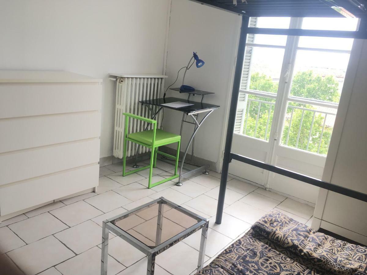 Chambres Loft Partage Centre Privatunterkunft *